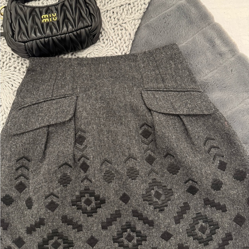 Nanette Lepore Gray and Black Textured Skirt